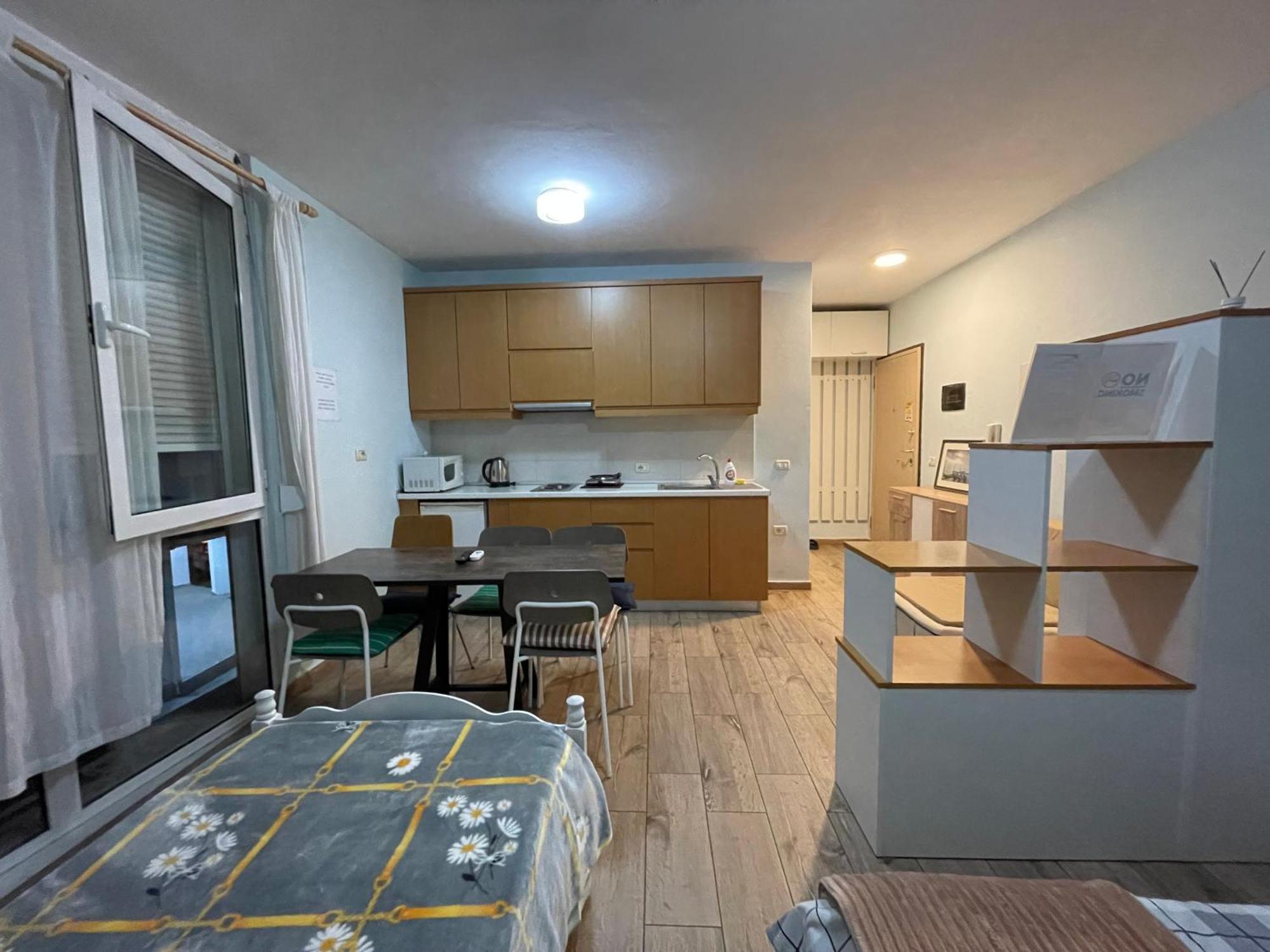 Enjoy Travel Cute Studio Apartment Tiranë Eksteriør bilde
