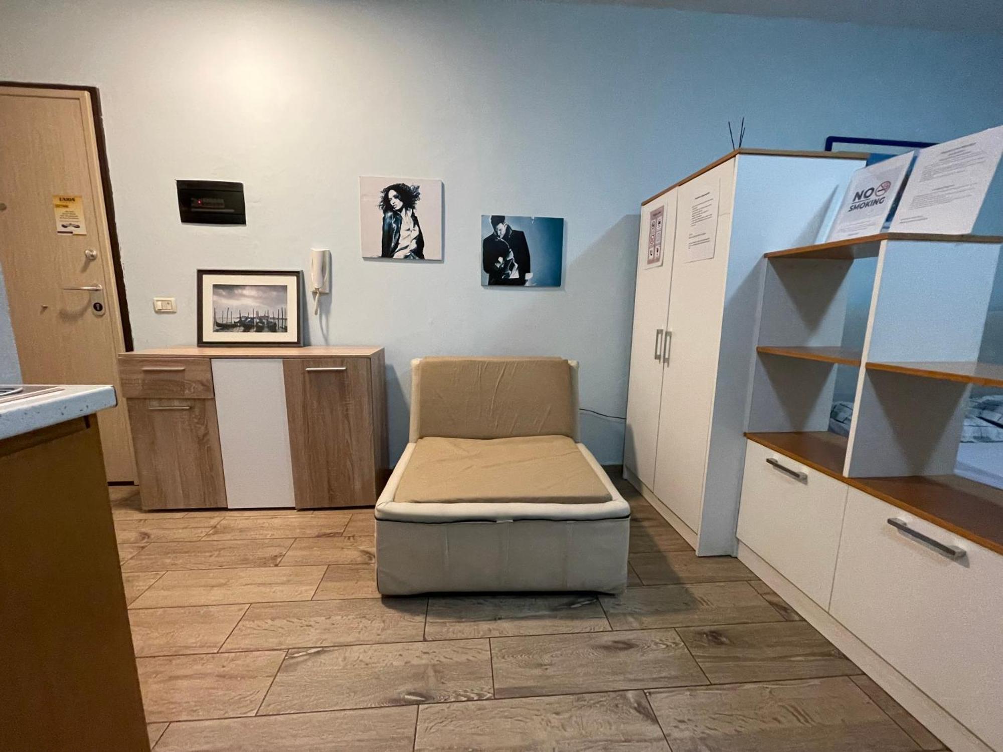 Enjoy Travel Cute Studio Apartment Tiranë Eksteriør bilde
